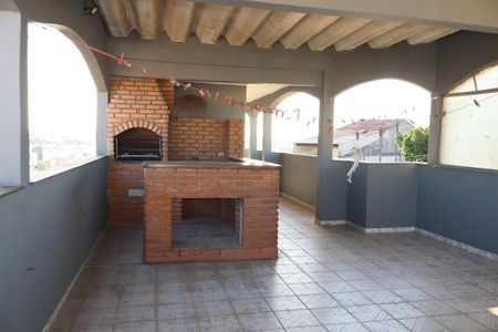 Casa à venda com 125m², 4 quartos e 2 vagasTerraço - área gourmet