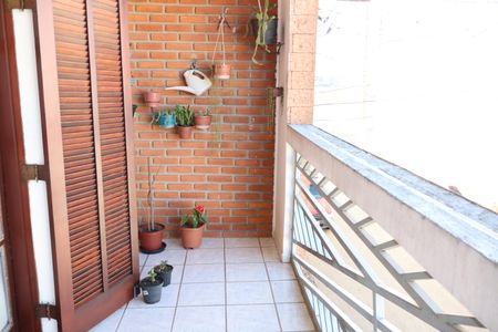Casa à venda com 125m², 4 quartos e 2 vagasVaranda suíte casa 2 (superior)