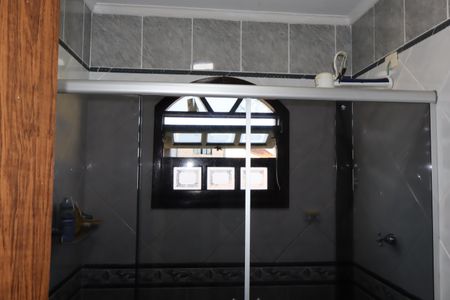 Casa à venda com 125m², 4 quartos e 2 vagasBanheiro casa 2 (superior)