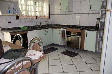 Casa à venda com 125m², 4 quartos e 2 vagasCozinha casa 1 (térrea)