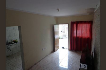 Casa à venda com 2 quartos, 65m² em Vila Santa Cruz (Zona Leste), São Paulo