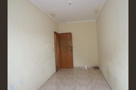 Casa à venda com 2 quartos, 65m² em Vila Santa Cruz (Zona Leste), São Paulo