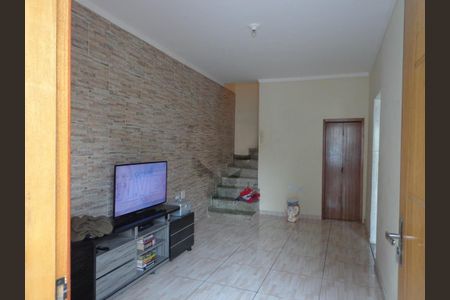 Casa à venda com 2 quartos, 65m² em Vila Santa Cruz (Zona Leste), São Paulo