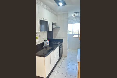 Apartamento à venda com 65m², 2 quartos e 2 vagasCozinha