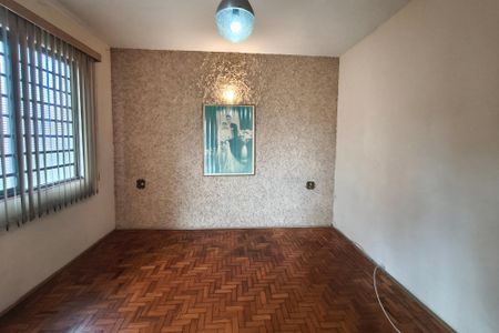 Casa à venda com 144m², 3 quartos e 2 vagasSala