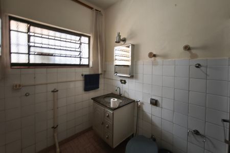 Casa à venda com 144m², 3 quartos e 2 vagasBanheiro Social