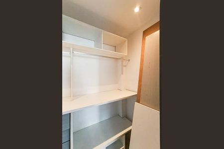 Apartamento para alugar com 140m², 3 quartos e 2 vagasCloset do quarto 3