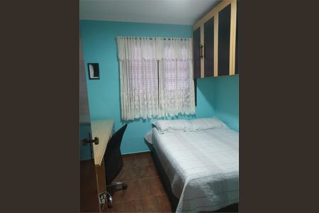 Casa à venda com 3 quartos, 126m² em Jardim Cliper, São Paulo