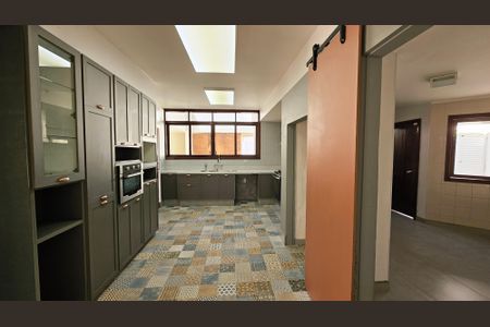 Casa para alugar com 3 quartos, 266m² em Jardim Samambaia, Jundiaí