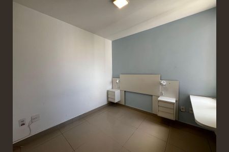 Apartamento à venda com 2 quartos, 60m² em Planalto, Belo Horizonte