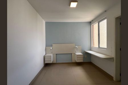 Apartamento à venda com 2 quartos, 60m² em Planalto, Belo Horizonte