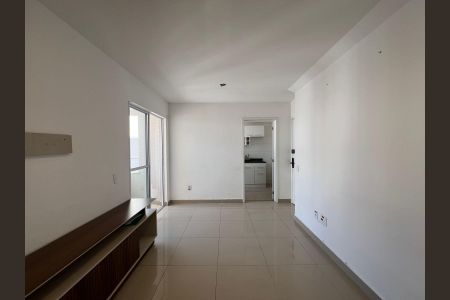 Apartamento à venda com 2 quartos, 60m² em Planalto, Belo Horizonte