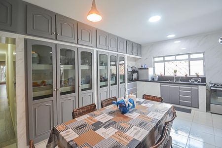 Casa à venda com 500m², 3 quartos e 9 vagasCozinha