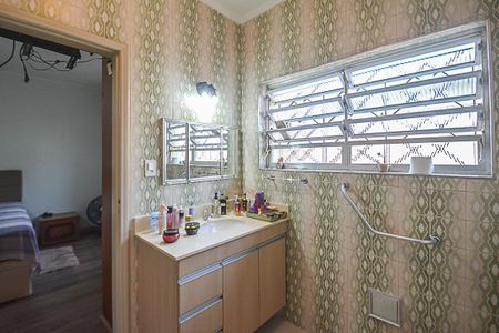 Casa à venda com 500m², 3 quartos e 9 vagasBanheiro da Suíte
