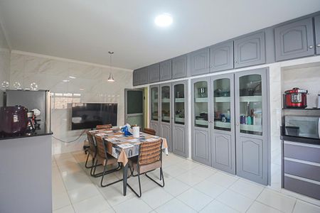 Casa à venda com 500m², 3 quartos e 9 vagasCozinha
