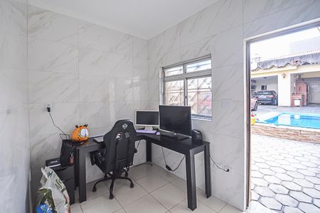 Casa à venda com 500m², 3 quartos e 9 vagasEscritório