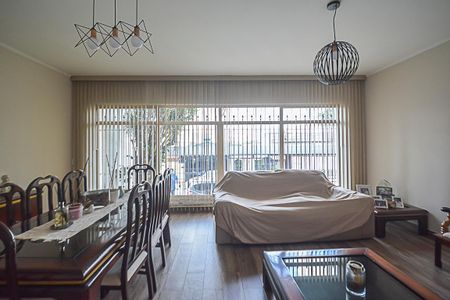Casa à venda com 500m², 3 quartos e 9 vagasSala