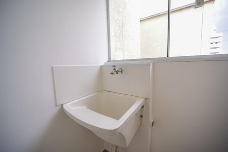 Apartamento para alugar com 38m², 2 quartos e sem vagaÁrea de Serviço