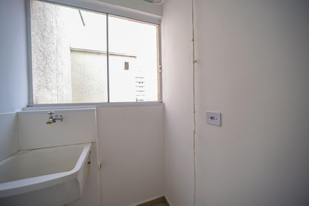 Apartamento para alugar com 38m², 2 quartos e sem vagaÁrea de Serviço