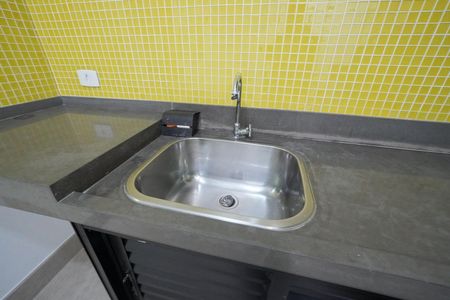 Casa de condomínio à venda com 286m², 3 quartos e 4 vagasÁrea de Serviço