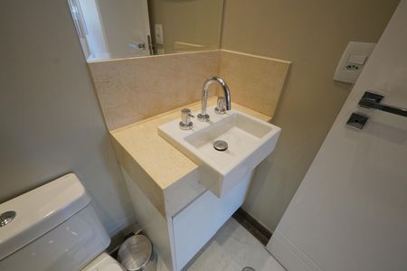 Casa de condomínio à venda com 286m², 3 quartos e 4 vagasSuíte 1