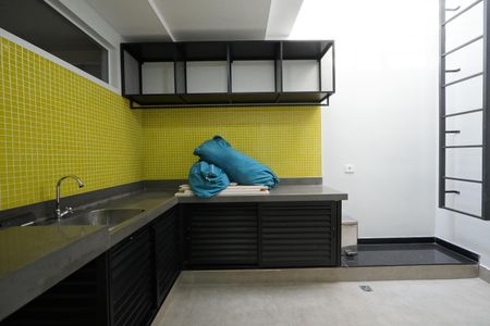 Casa de condomínio à venda com 286m², 3 quartos e 4 vagasÁrea de Serviço