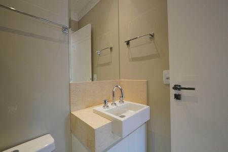 Casa de condomínio à venda com 286m², 3 quartos e 4 vagasSuíte 1