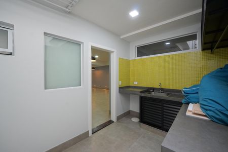 Casa de condomínio à venda com 286m², 3 quartos e 4 vagasÁrea de Serviço