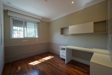 Casa de condomínio à venda com 286m², 3 quartos e 4 vagasSuíte 1