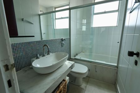 Apartamento à venda com 155m², 4 quartos e 2 vagasBanheiro Corredor