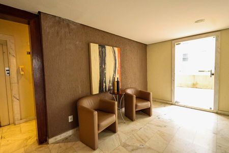 Apartamento à venda com 155m², 4 quartos e 2 vagasHall de entrada