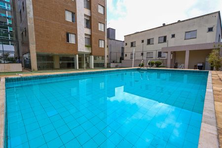Apartamento à venda com 155m², 4 quartos e 2 vagasÁrea comum - Piscina