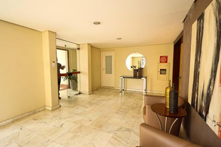 Apartamento à venda com 155m², 4 quartos e 2 vagasHall de entrada