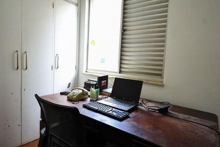 Apartamento à venda com 155m², 4 quartos e 2 vagasQuarto 3