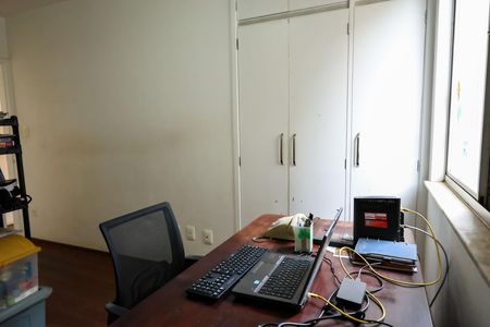 Apartamento à venda com 155m², 4 quartos e 2 vagasQuarto 3