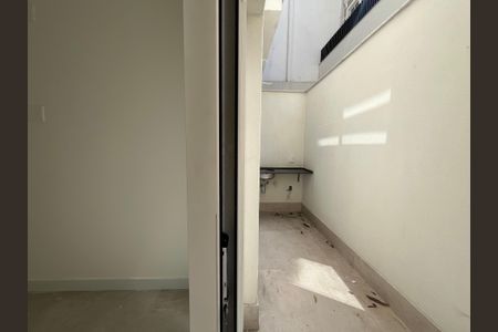 Apartamento para alugar com 49m², 1 quarto e sem vaga Apartamento para alugar com 49m², 1 quarto e sem vagaVaranda do Quarto