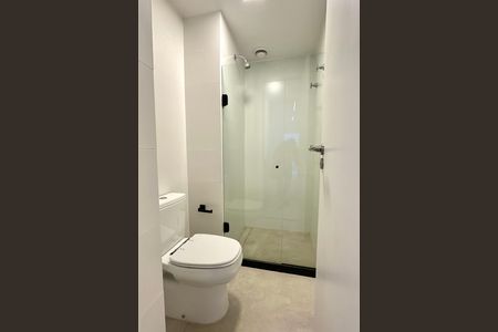 Banheiro social de apartamento para alugar com 1 quarto, 49m² em Jardim Botânico, Rio de Janeiro