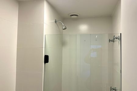 Apartamento à venda com 49m², 1 quarto e sem vaga Apartamento à venda com 49m², 1 quarto e sem vagaBanheiro social