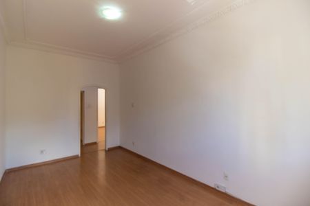 Apartamento à venda com 97m², 2 quartos e sem vaga