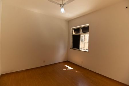 Apartamento à venda com 97m², 2 quartos e sem vaga