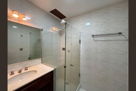 Apartamento à venda com 98m², 3 quartos e 1 vagaSuíte - banheiro