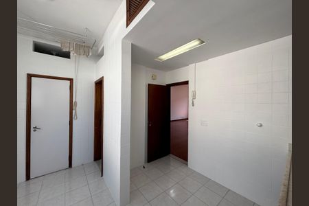 Apartamento à venda com 98m², 3 quartos e 1 vagaCozinha