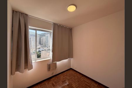 Apartamento à venda com 98m², 3 quartos e 1 vagaQuarto 1