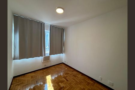 Apartamento à venda com 98m², 3 quartos e 1 vagaSuíte