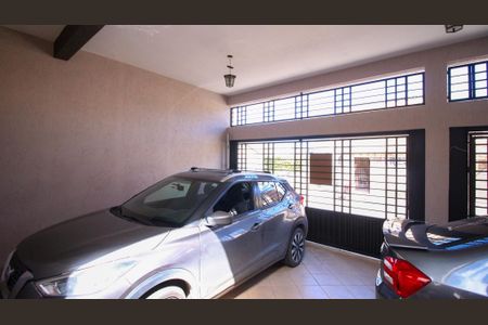 Casa à venda com 250m², 3 quartos e 3 vagas