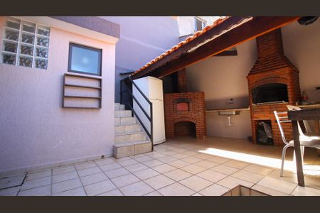 Casa à venda com 250m², 3 quartos e 3 vagas