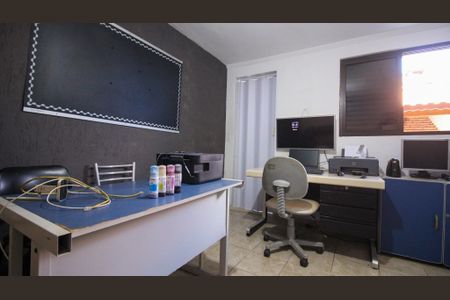 Casa à venda com 250m², 3 quartos e 3 vagas