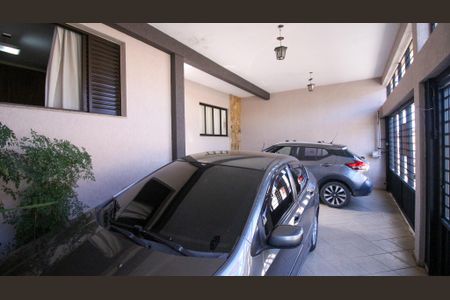 Casa à venda com 250m², 3 quartos e 3 vagas