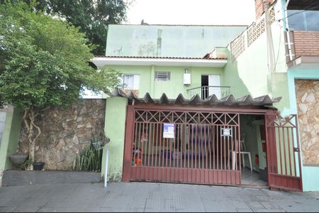 Casa à venda com 110m², 2 quartos e 1 vagaFachada