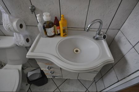 Casa à venda com 110m², 2 quartos e 1 vagaBanheiro